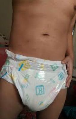 prawidlowo zalozony pampers