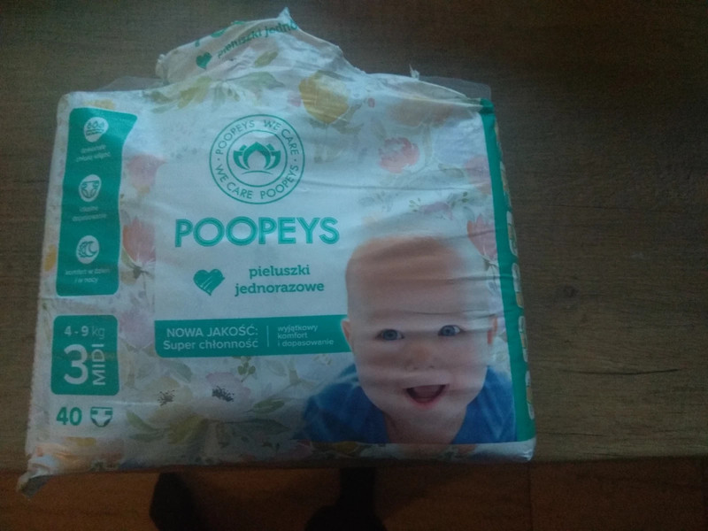 pampers pielucho majtki splash cena