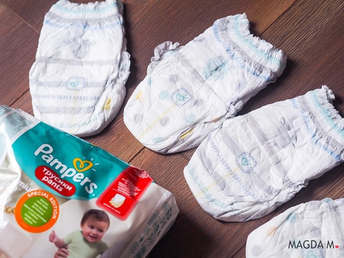 huggies pampers